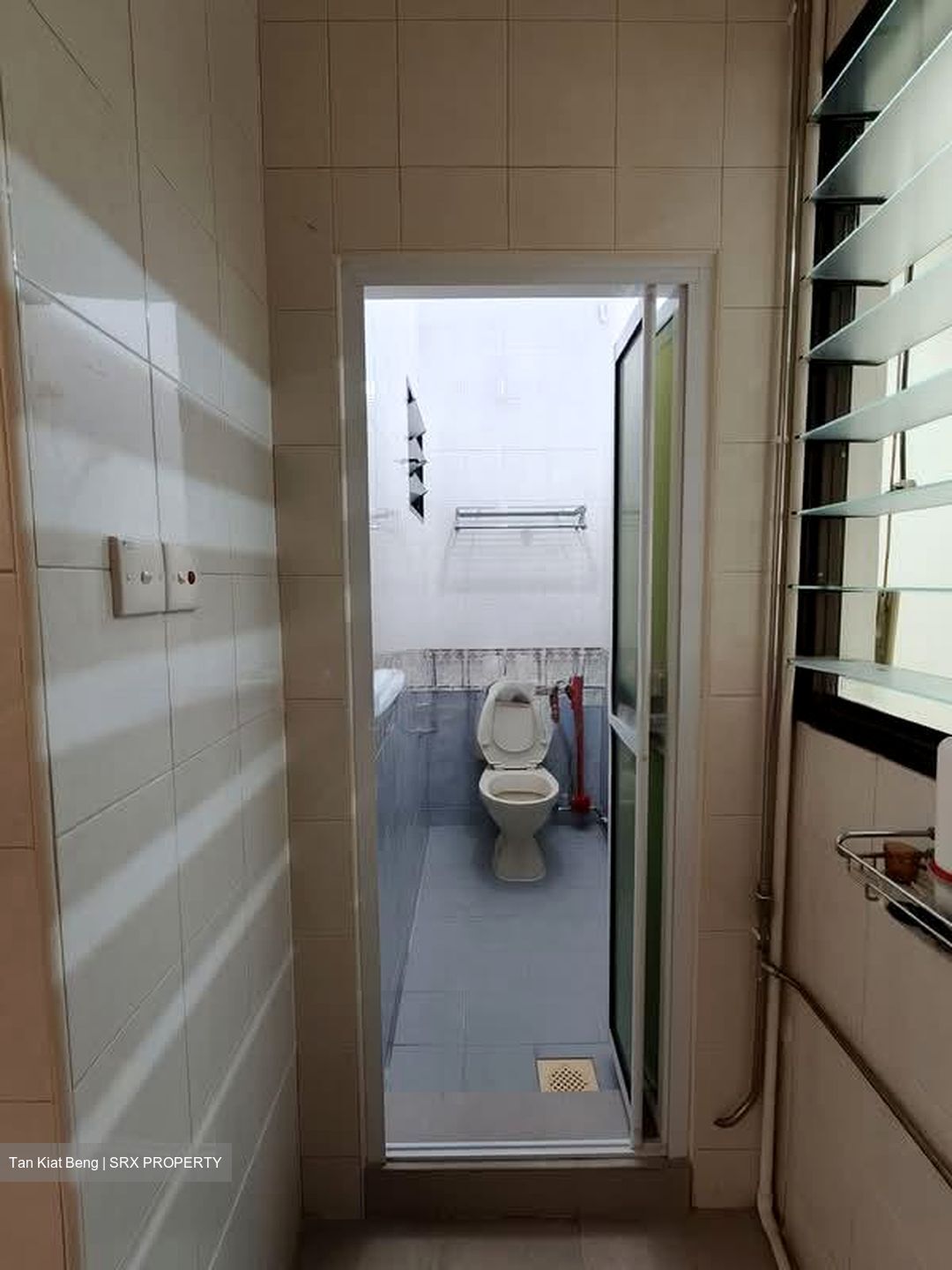 Thomson Garden Estate (D20), Semi-Detached #560337011